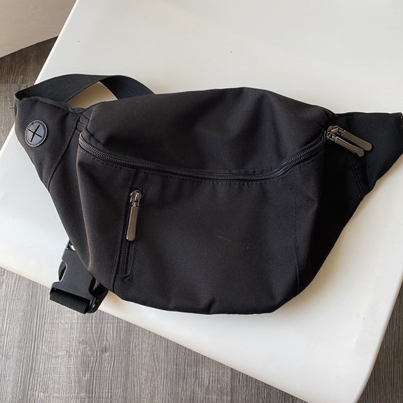 Fanny pack - Picture 2 of 3